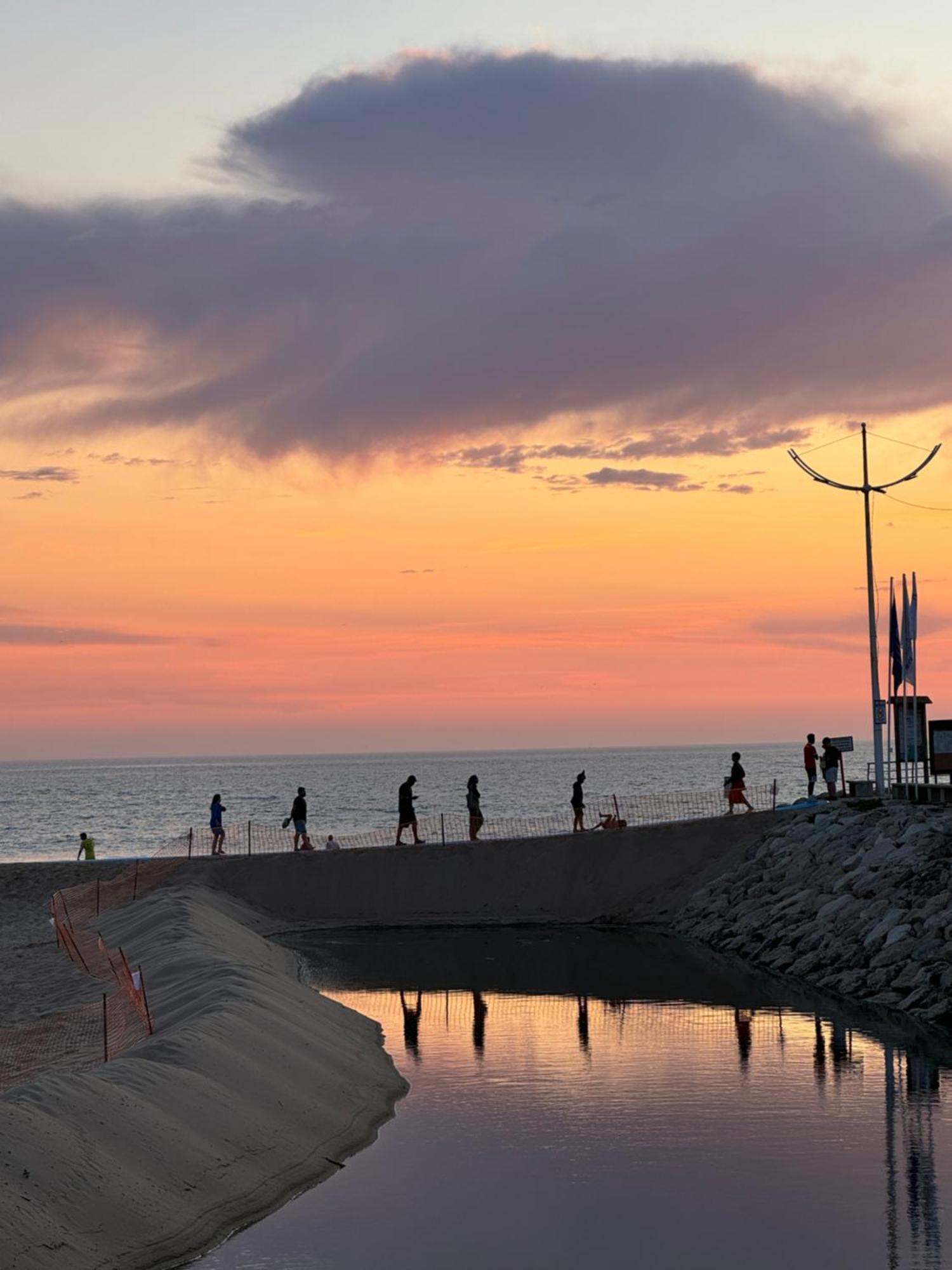 Townhous Praia Da Areia Branca Praia da Lourinhã Extérieur photo