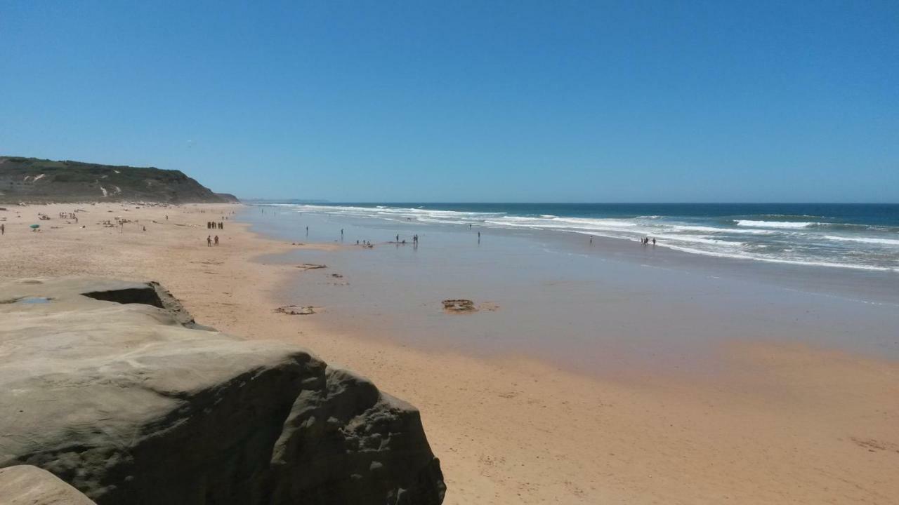 Townhous Praia Da Areia Branca Praia da Lourinhã Extérieur photo